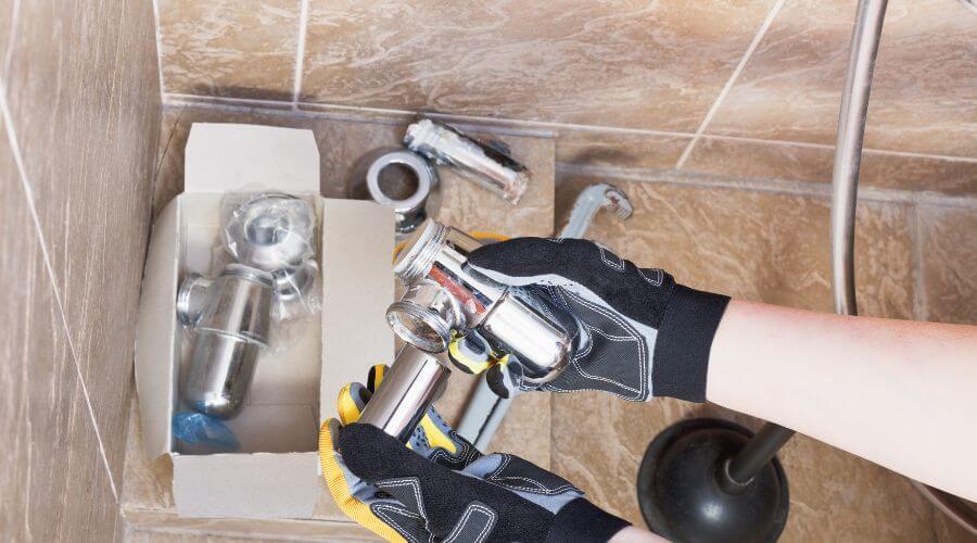 Professional gutter cleaning in Sharon, TN